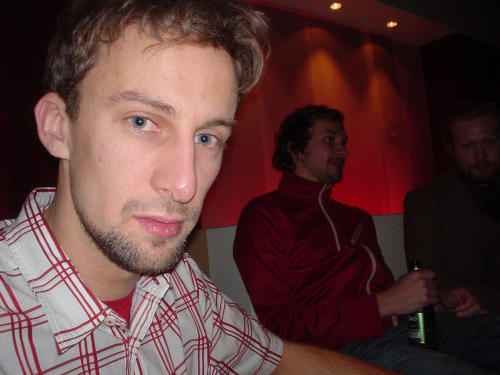 2003-12-18 22:46:57