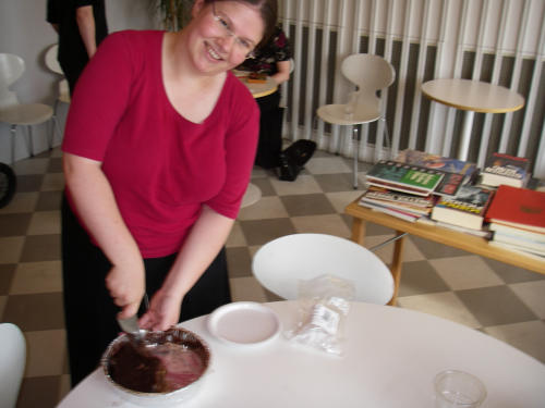 2006-08-12 15:04:18
